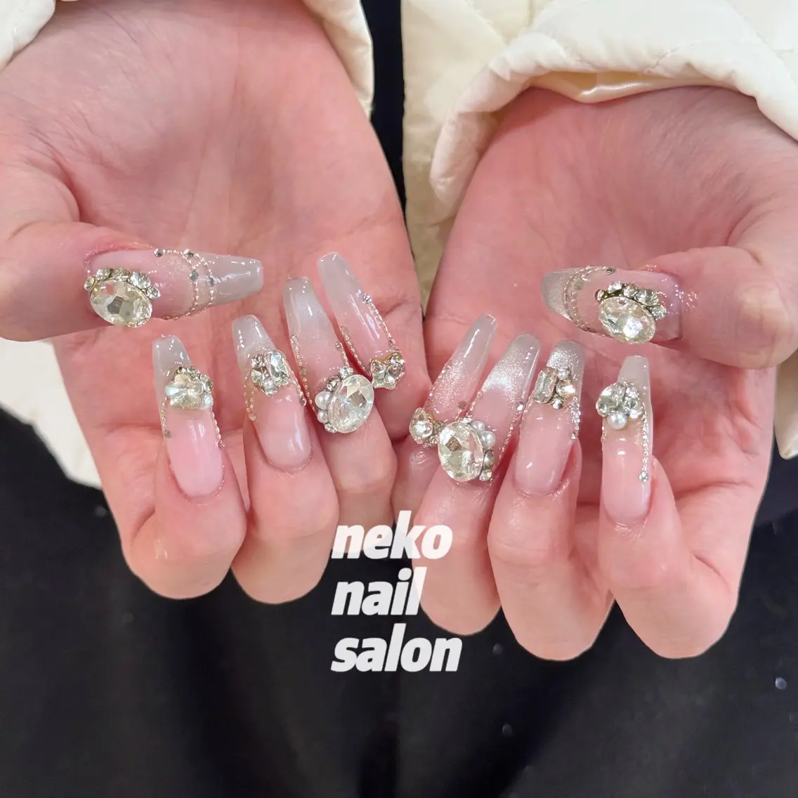 ネイル チークネイル フレンチネイル ロングネイル マグネットネイル マグネットフレンチ ハンドネイル neko nailのネイルデザイン