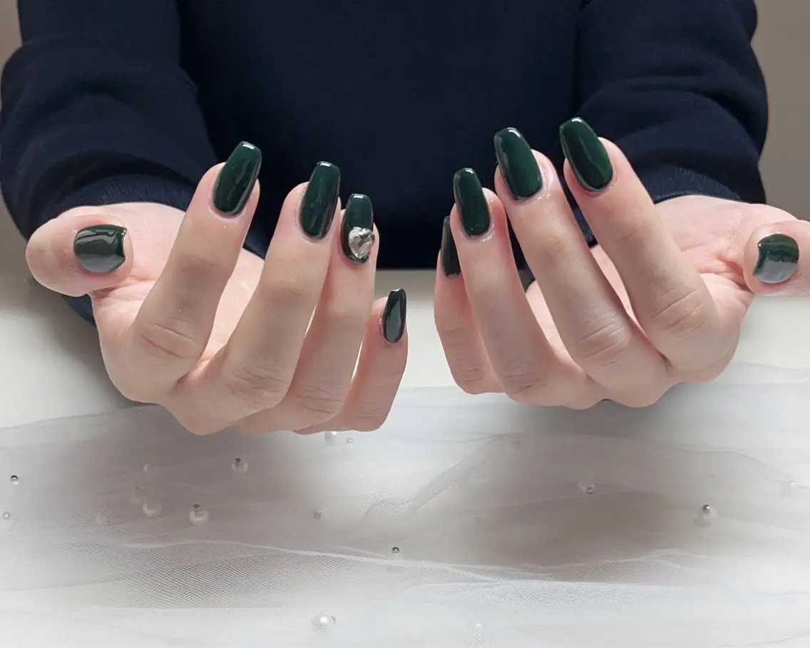 ネイル ハンドネイル KARI ネイルサロンのネイルデザイン