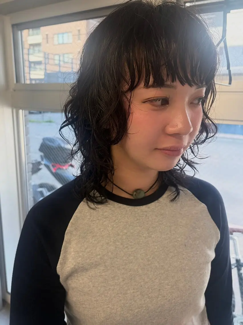 ミディアム パーマ ミディアムレイヤー レイヤーカット カット パーマ トリートメント cana 札幌レイヤースタイルのヘアスタイル