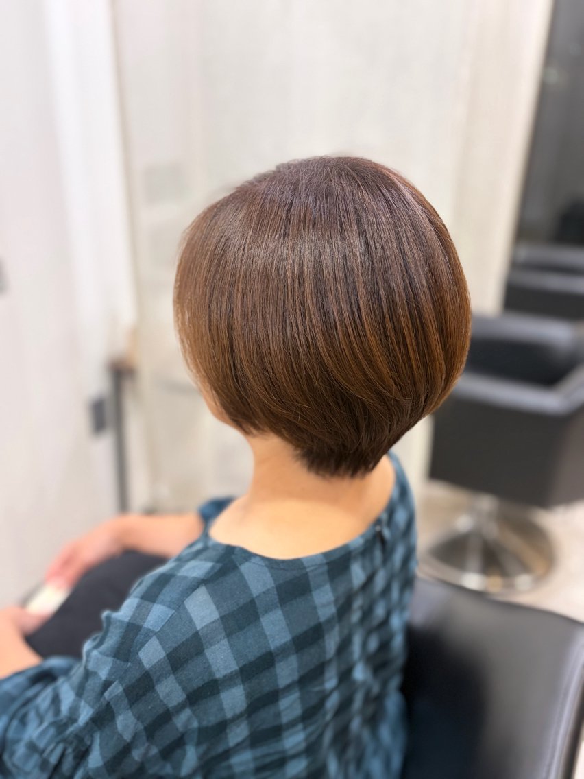 ショート ショートヘア ヘアカラー 小野 真由佳のヘアスタイル