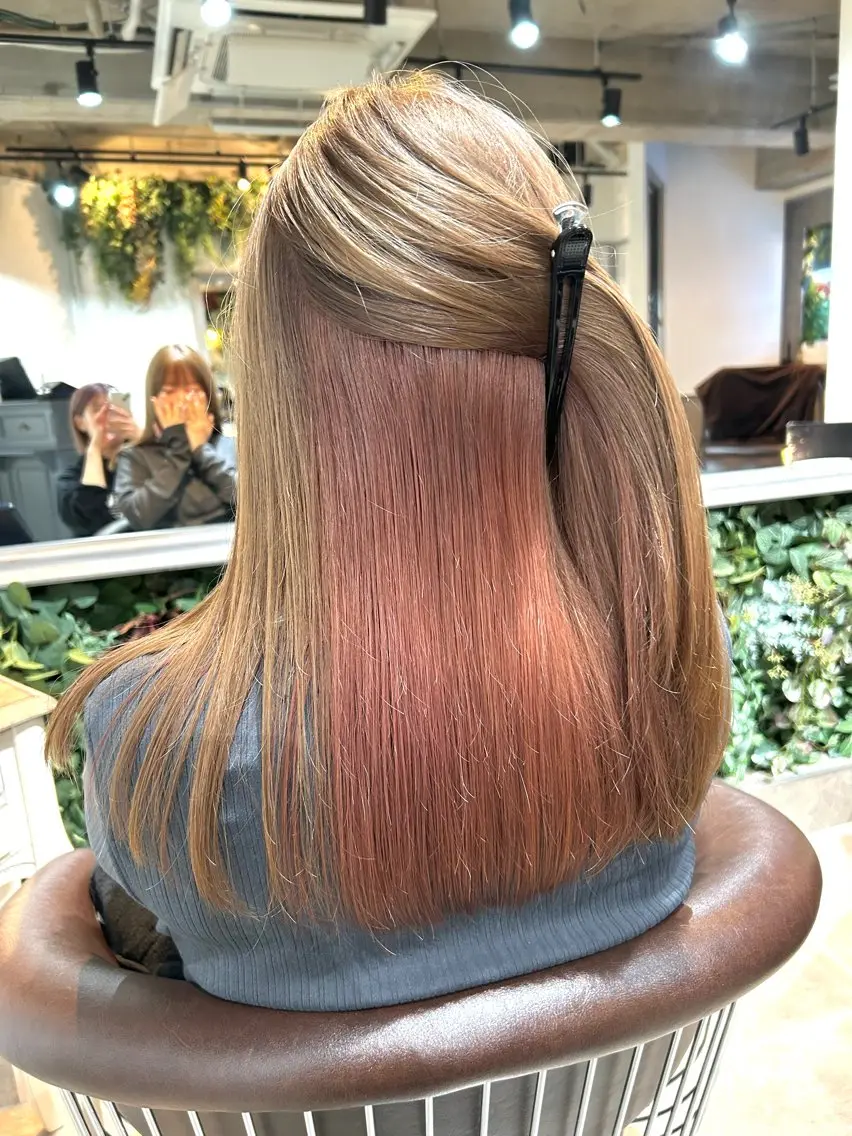 セミロング カラー ヘアアレンジ ヘアカラー トリートメント 梅木李奈🕊️ レイヤー透明感カラーのヘアスタイル