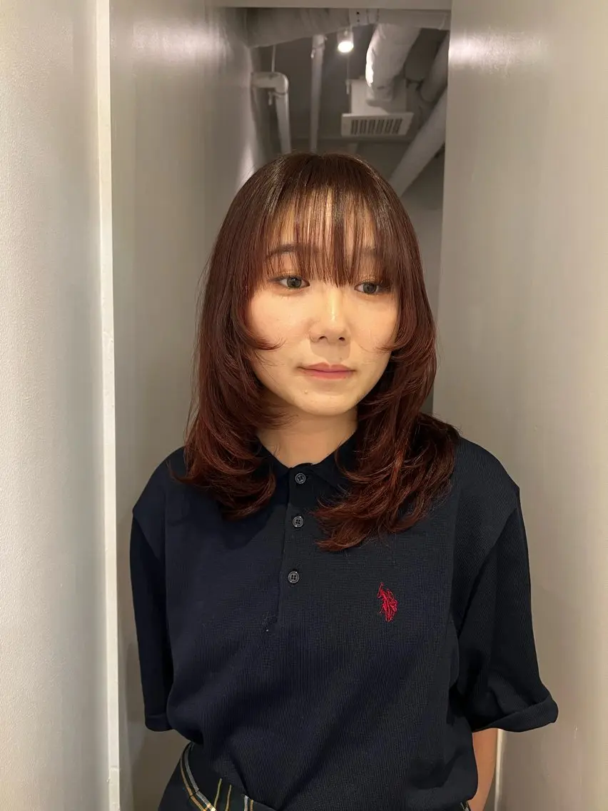 ミディアム カット 鈴木 三保のヘアスタイル