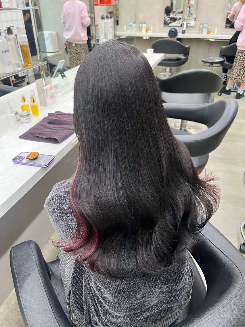 ロング ヘアカラー トリートメント ヘッドスパ ヘアセット 寒色/ベージュヘア ブリーチありMiOのヘアスタイル