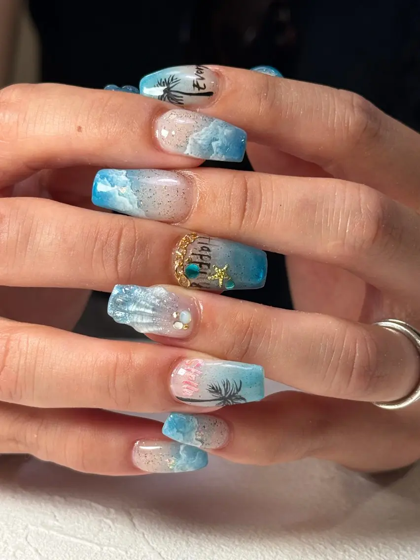 ミディアム ハンドネイル Latte Nail 十三のネイルデザイン