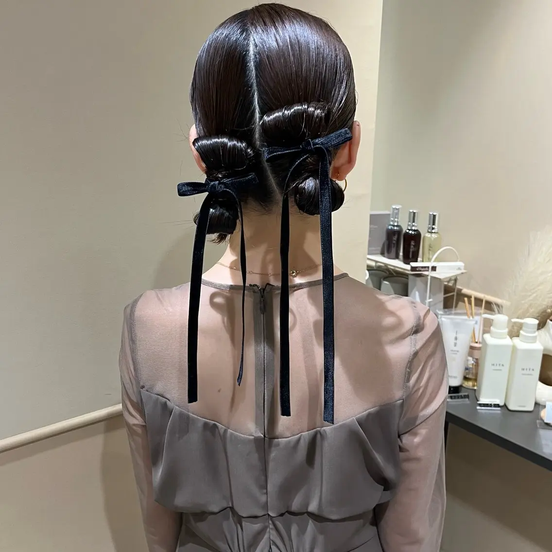 ロング カラー ヘアアレンジ 🫧tomoka 透明感カラー🫧のヘアスタイル