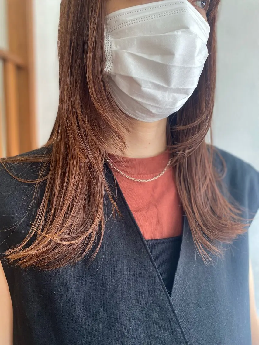 カラー 秋谷 伸江のヘアスタイル