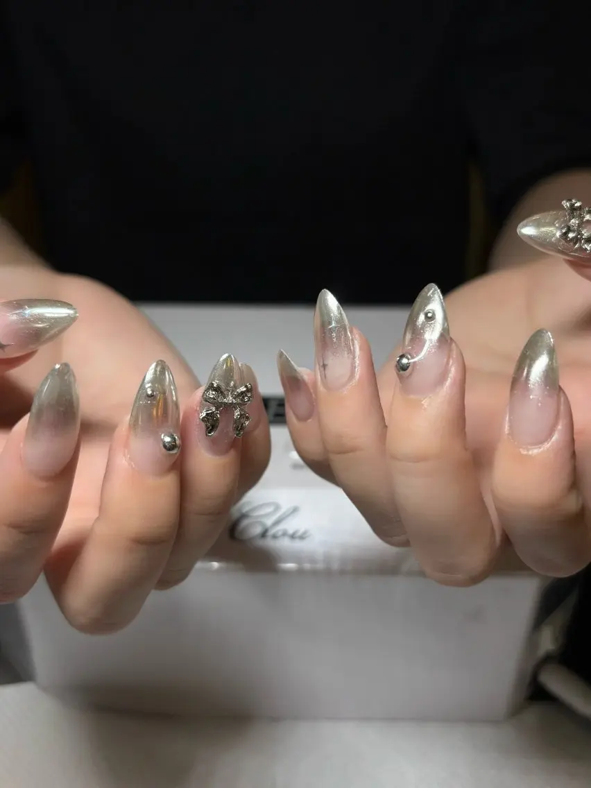 ネイル Nailist Rinaのネイルデザイン