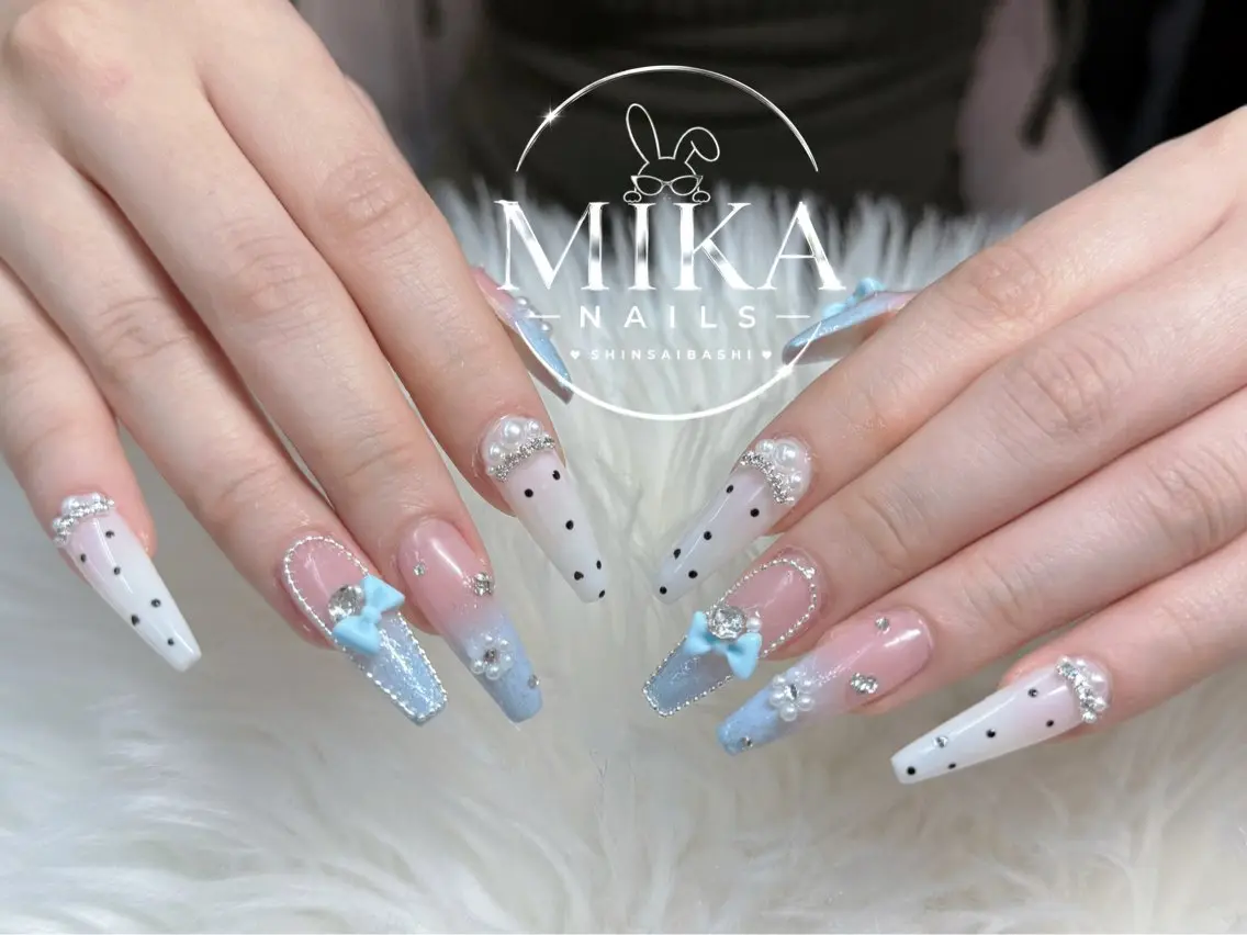 ネイル アートネイル チークネイル ドット フットネイル フレンチネイル ハンドネイル 🌷Luna Mika🌷のネイルデザイン