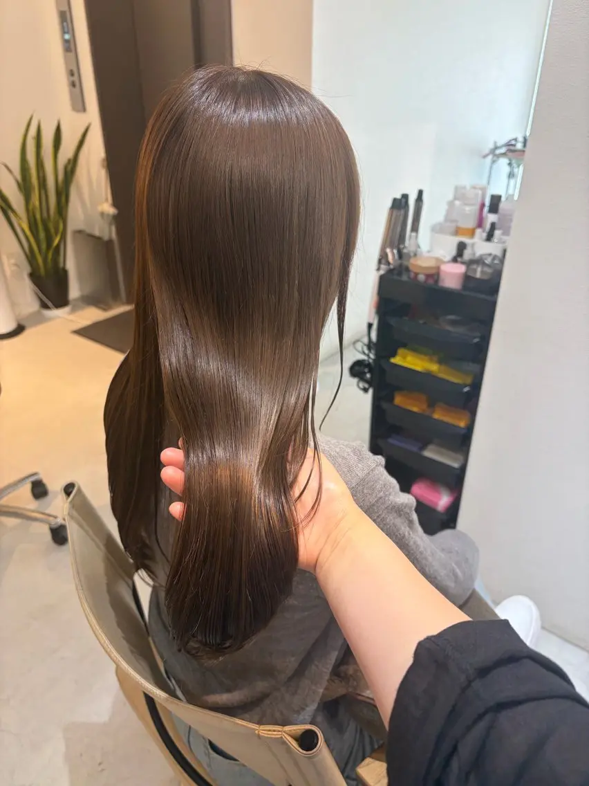 ロング カット ヘアカラー トリートメント ✨色持ちの良い艶 カラー✨蟹江真世のヘアスタイル