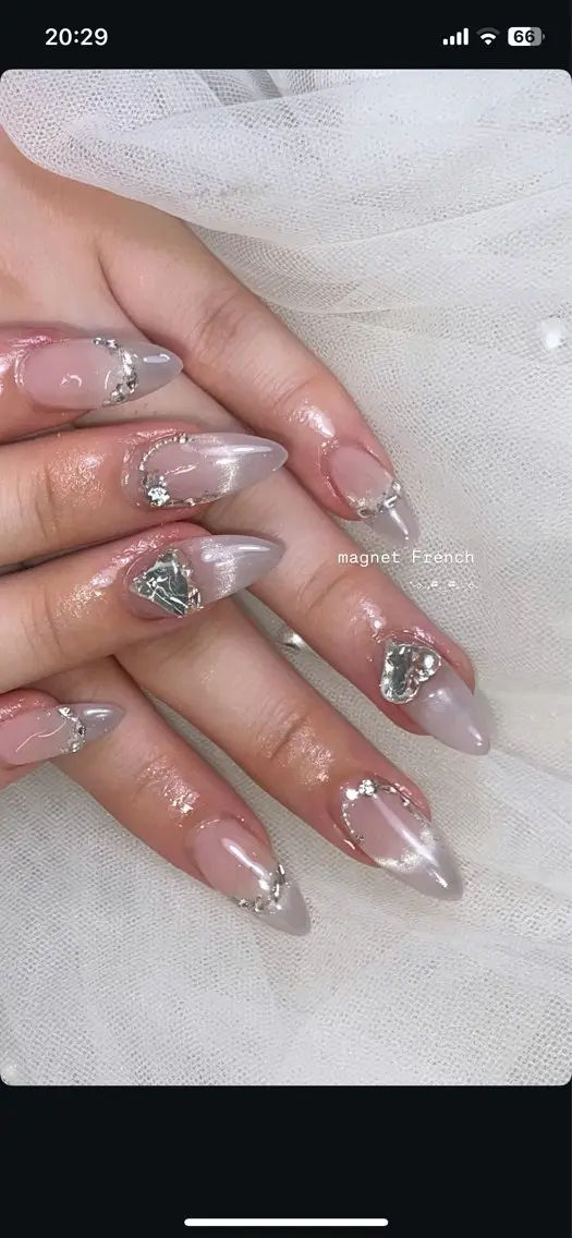 ネイル Moon nail salonのネイルデザイン