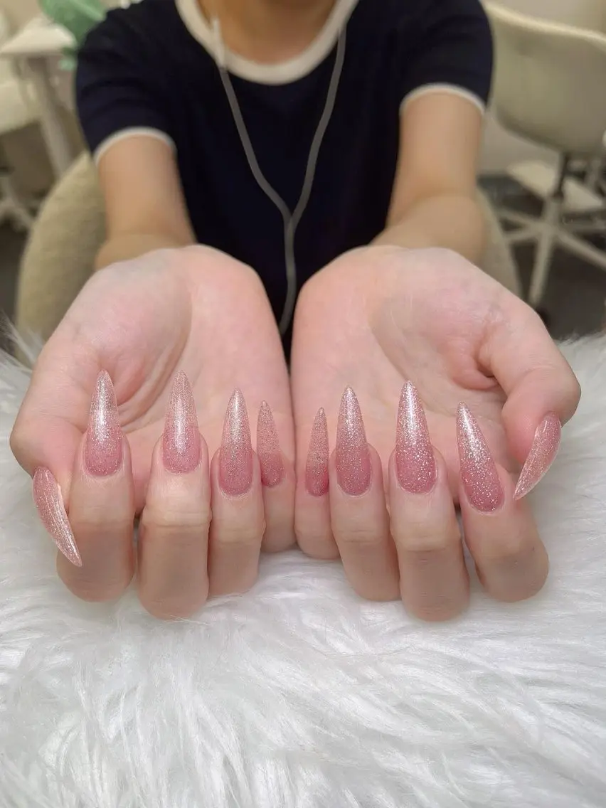 ネイル フレンチネイル ジェルネイル ガーリー 韓国ネイル ロングネイル ハンドネイル NieNail Nezukoのネイルデザイン
