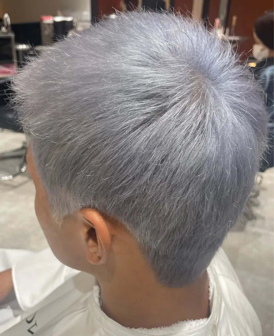 ショート メンズ メンズブリーチ . NANAのヘアスタイル