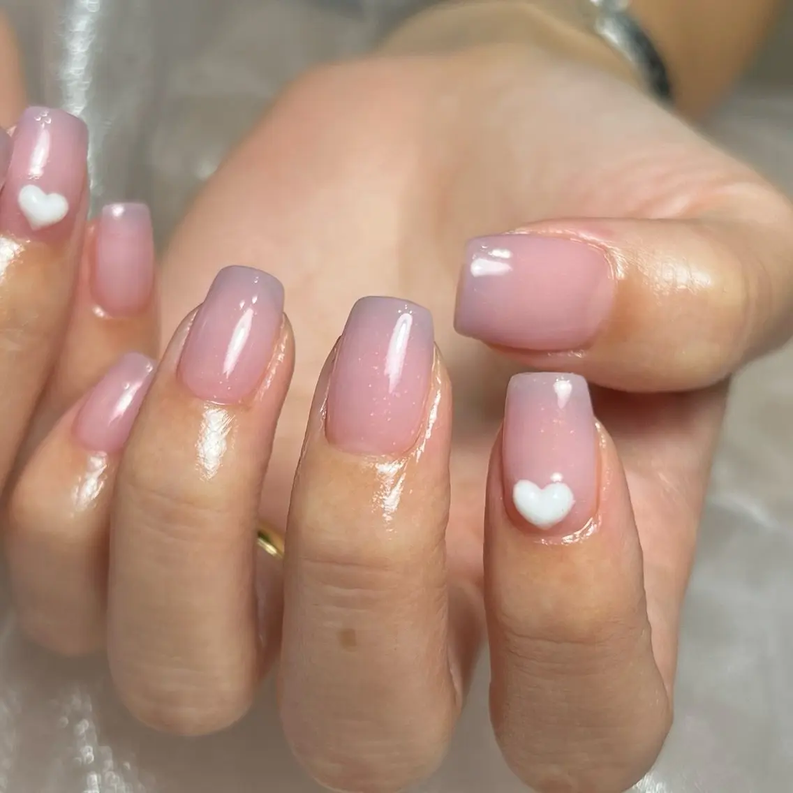 【 50%Off/オフなし:入念甘皮ケア込 】Hand:ダブルカラーグラデーションの写真