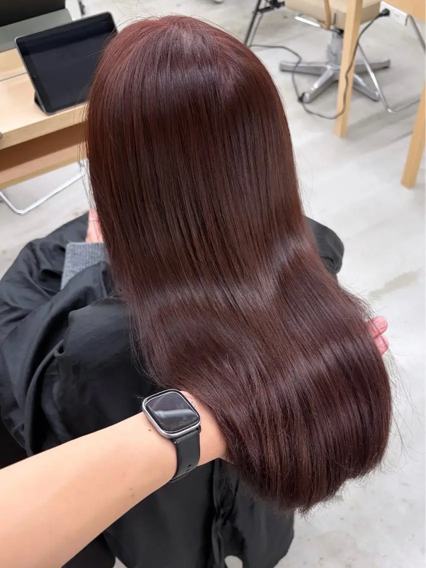ロング カラー ヘアアレンジ ラベンダーカラー トリートメント ヘッドスパ ヘアセット 透け感ベージュ🤎 韓国ヘアtakutoのヘアスタイル