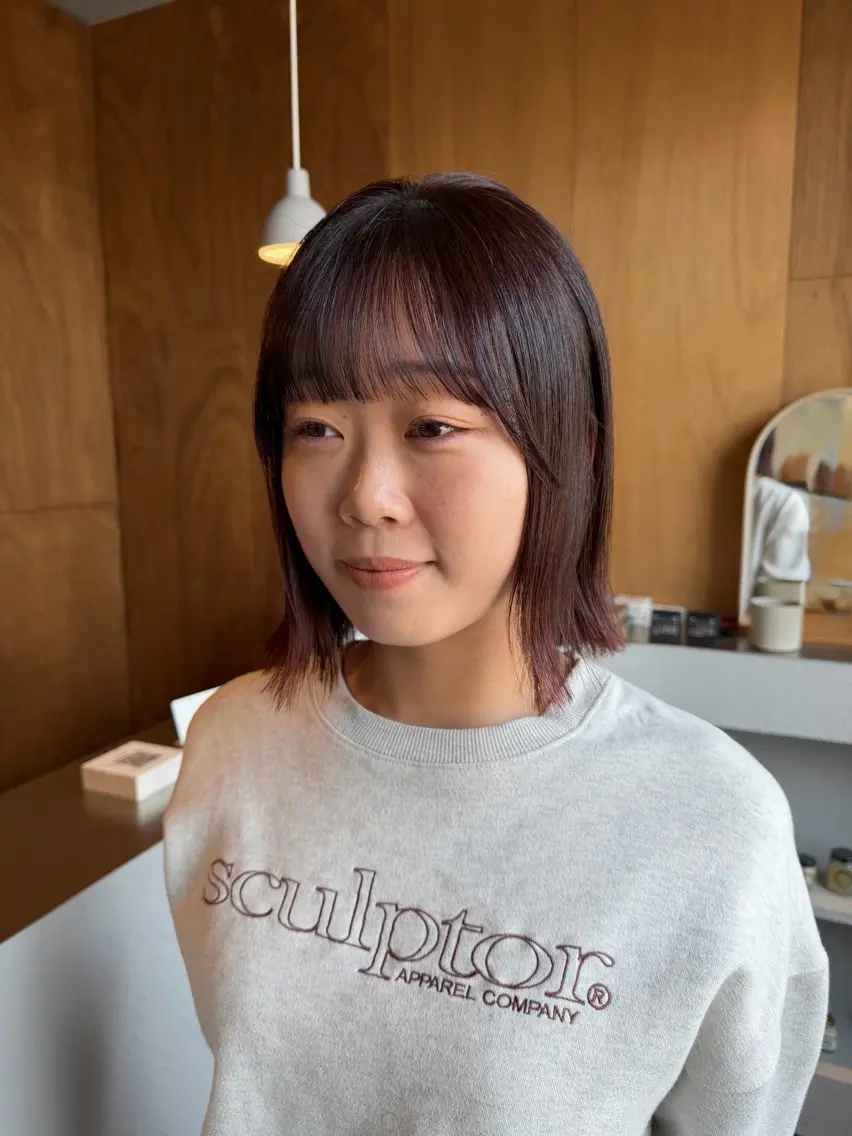 ミディアム カラー 似合わせカット サイドバング 小顔カット カット ヘアカラー cocoro /レイヤーカットのヘアスタイル
