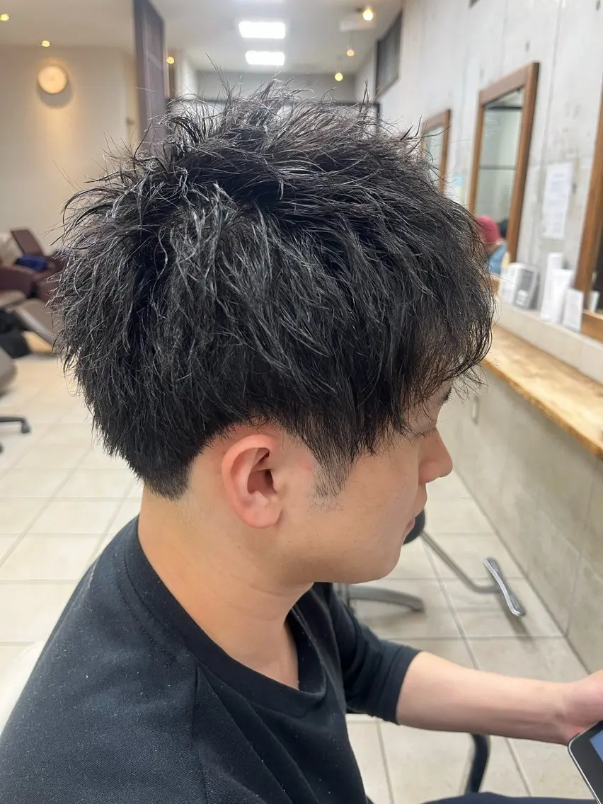 メンズ メンズパーマ カット たなか なおのヘアスタイル