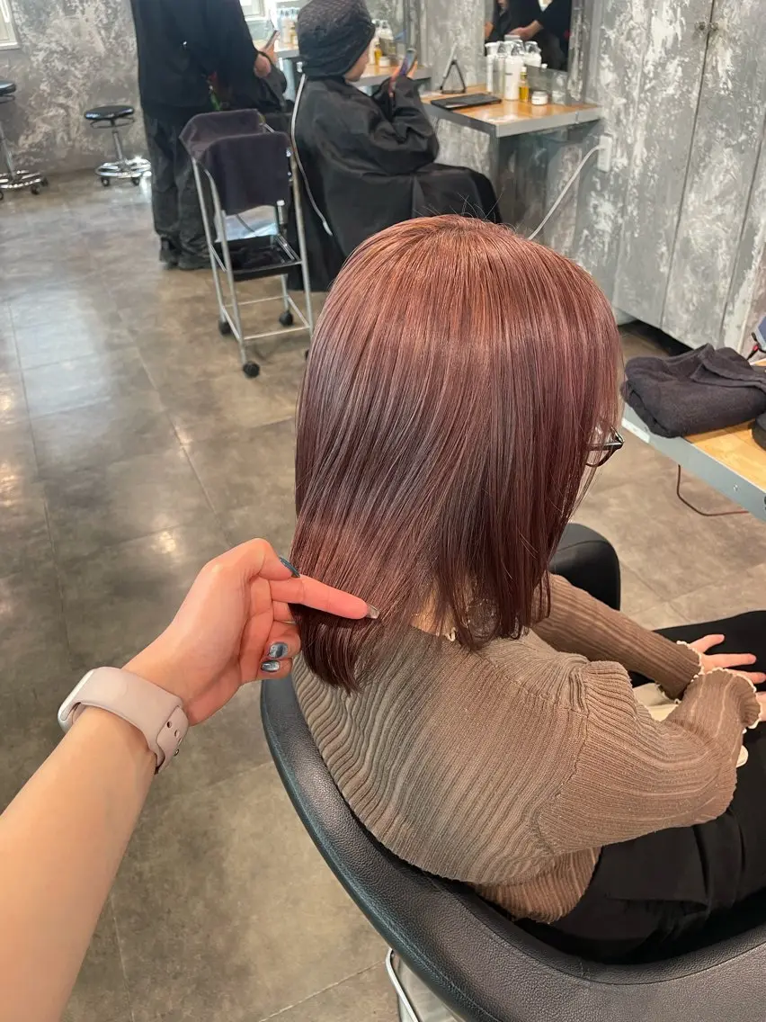 ショート ヘアカラー ハイトーン 横浜💞ミオのヘアスタイル