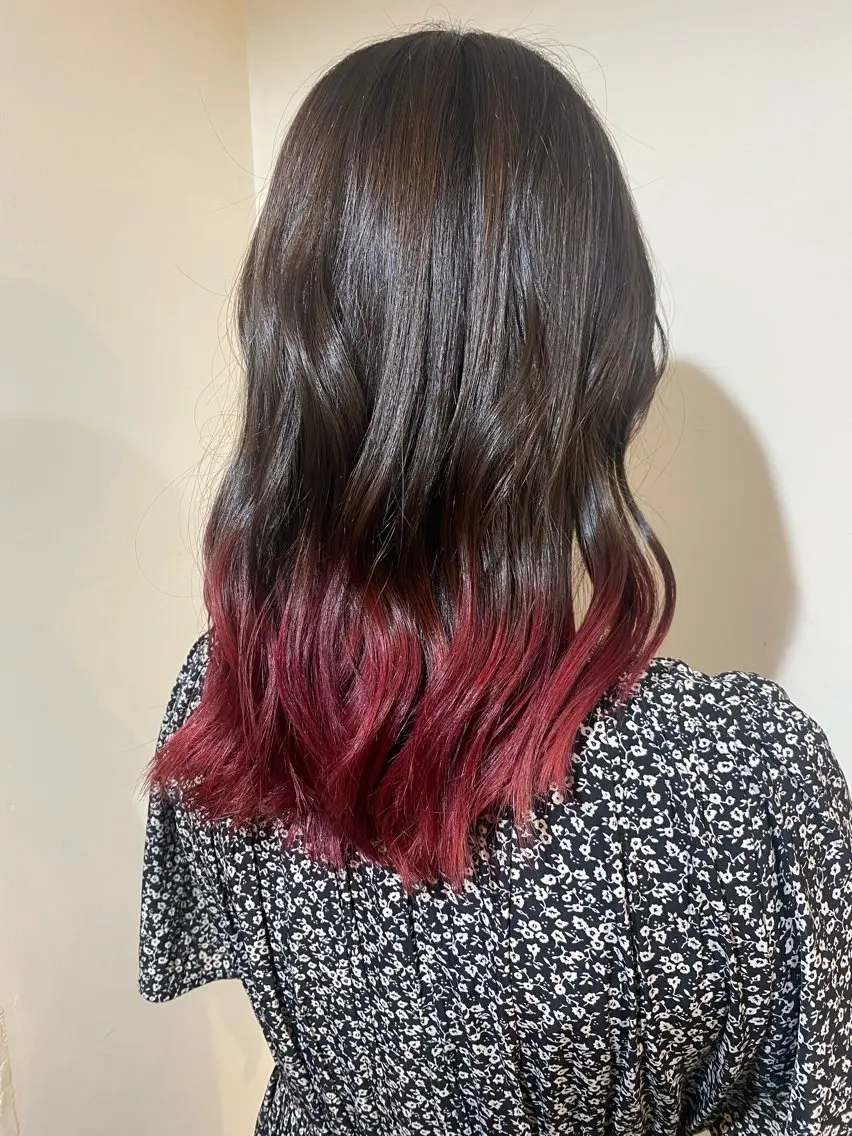 ミディアム COLO✨️ 白川綺香のヘアスタイル