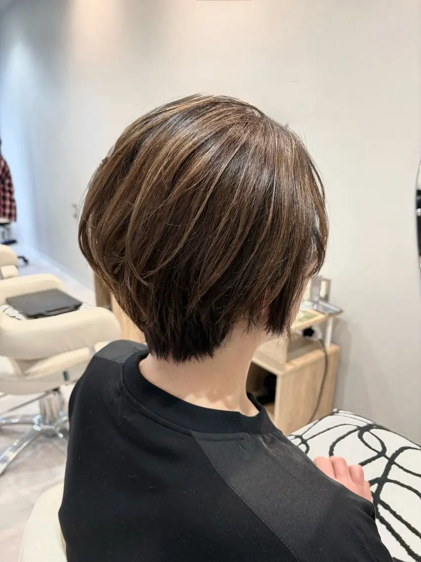 ショート 赤池 日菜子のヘアスタイル