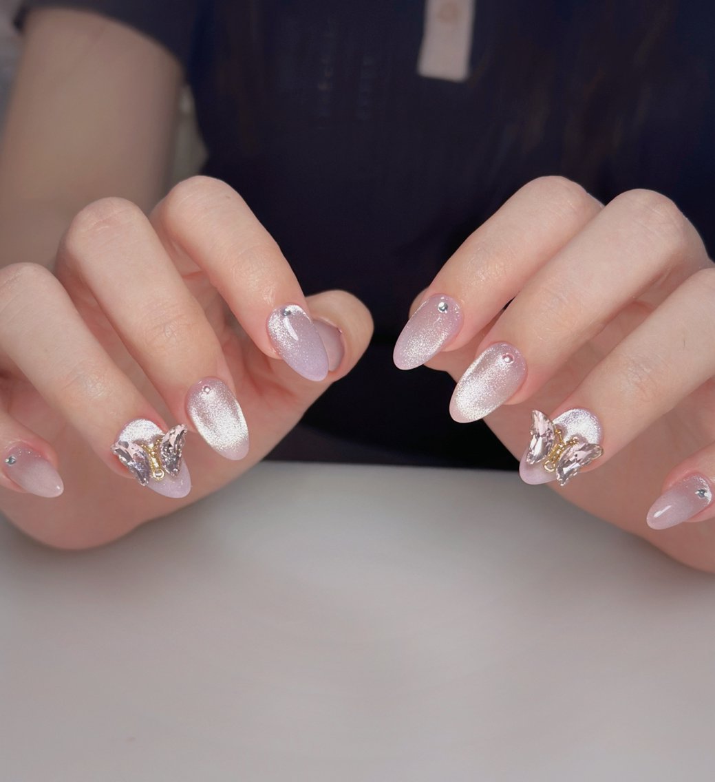 ネイル オーロラネイル 長さ出し フットネイル 韓国ネイル ラメ(グリッター) 👍thumbs up nail👍のネイルデザイン