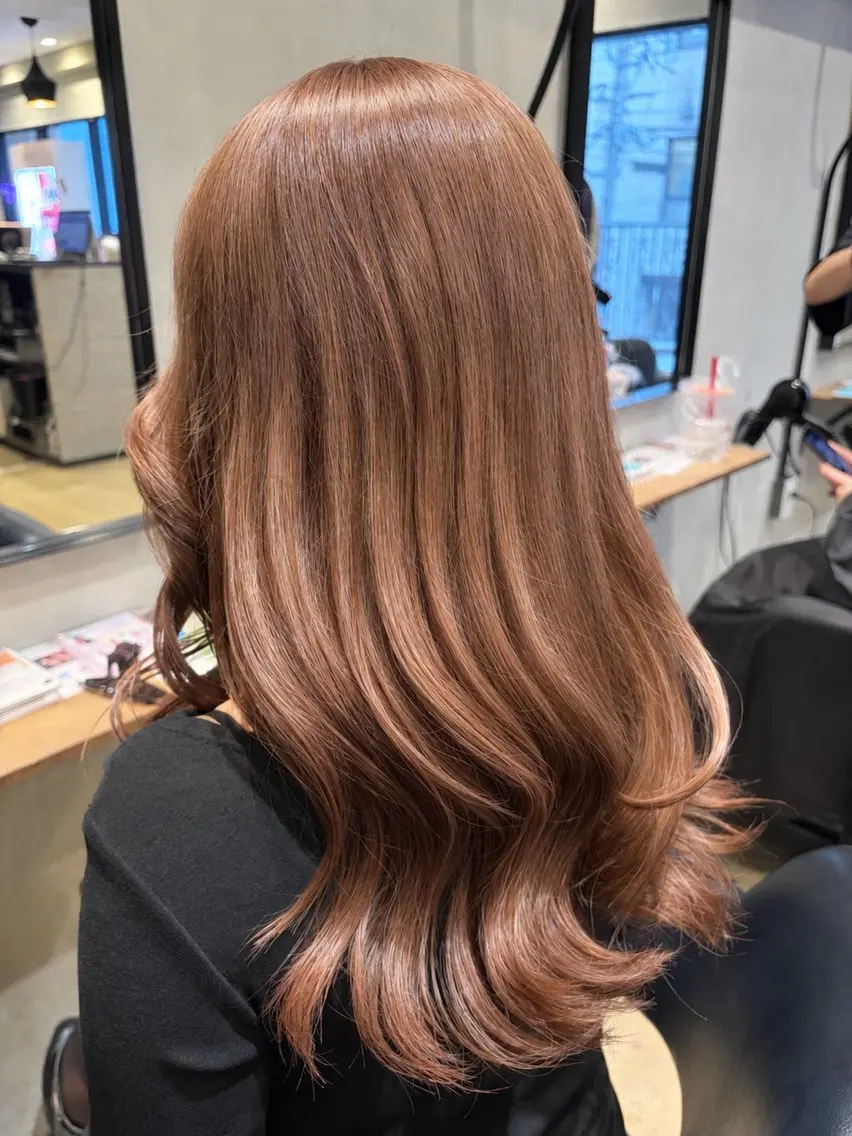 ロング ヘアカラー めい/ 博多のヘアスタイル
