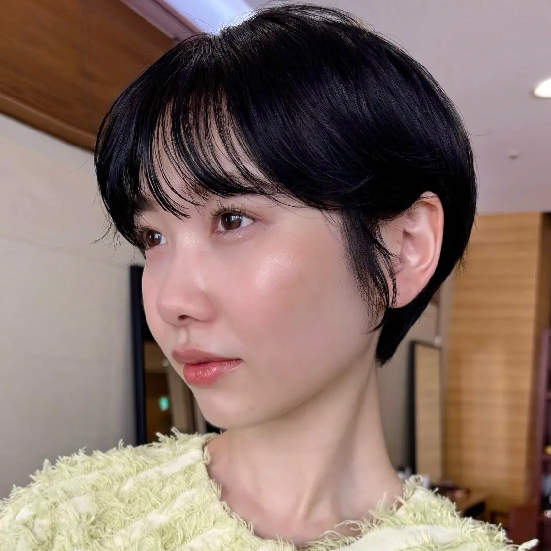 ショート カラー ショートヘア 顔まわり🥨レイヤー /透明感/水口舞奈のヘアスタイル