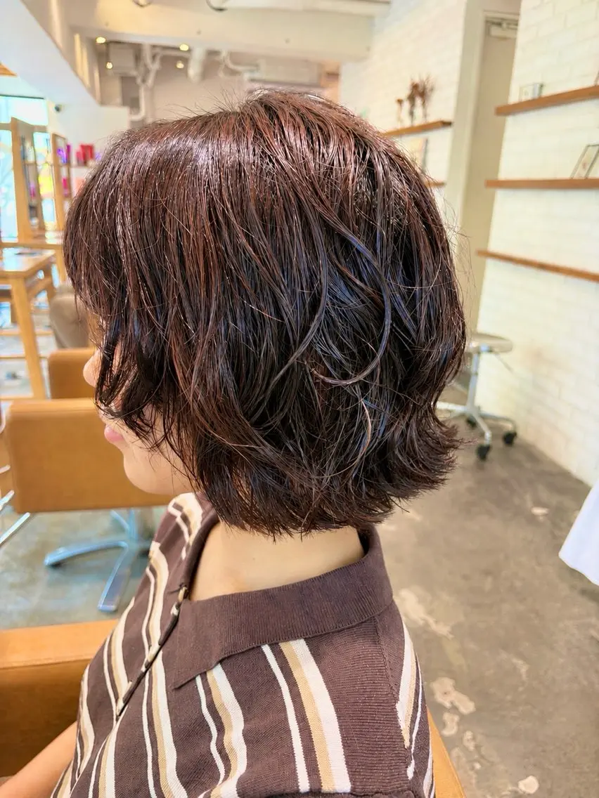 ショート くびれヘア 外ハネヘア カット パーマ トリートメント かお /綱島美容室 ✄﻿のヘアスタイル