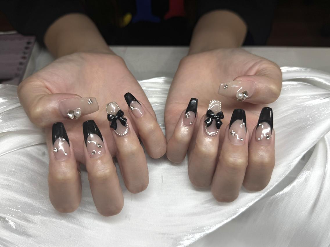 ネイル チークネイル 長さ出し フラッシュネイル フレンチネイル ガラスフレンチ ハンドネイル ハンドケア The Nail 大久保店のネイルデザイン