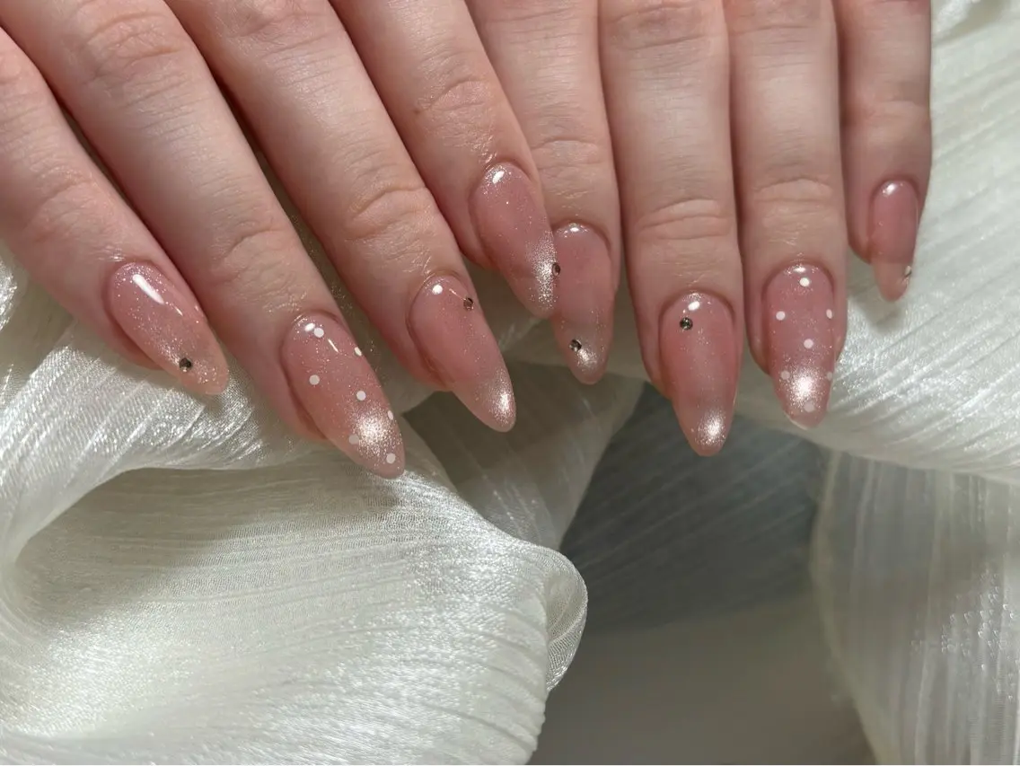 ネイル ハンドネイル NAILARTIST MIKAのネイルデザイン