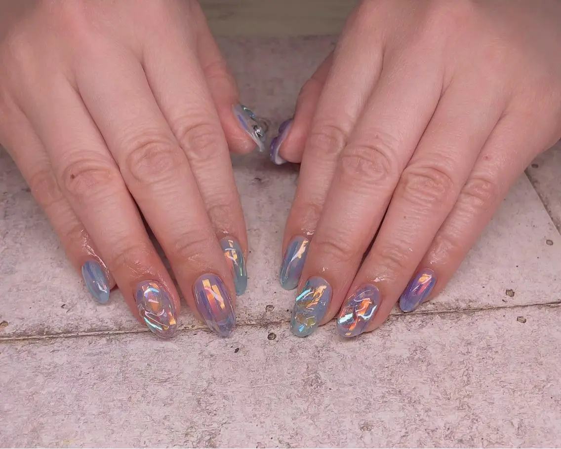 ミディアム ネイル 長さ出し キラキラネイル 持ち込み スカルプネイル ハンドネイル Nail_by N1のネイルデザイン