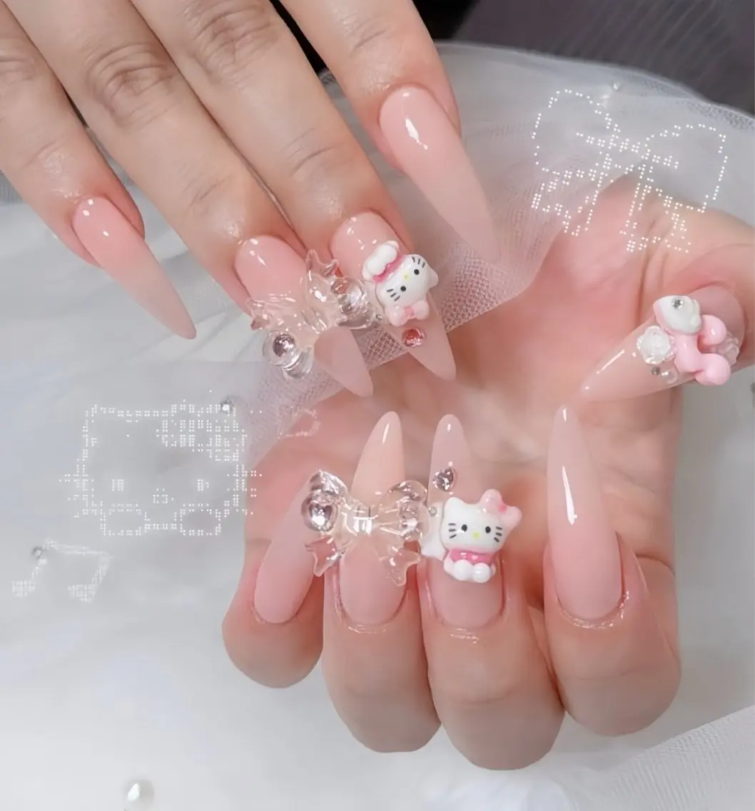 ネイル オーロラネイル チークネイル 桜ネイル クリアネイル ドット ハンドネイル Rin Nail 新大久保店のネイルデザイン