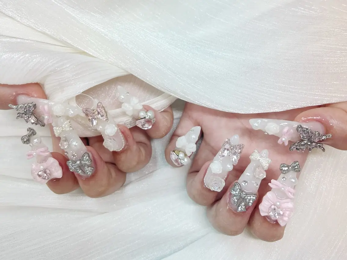ネイル MOMO NAILのネイルデザイン