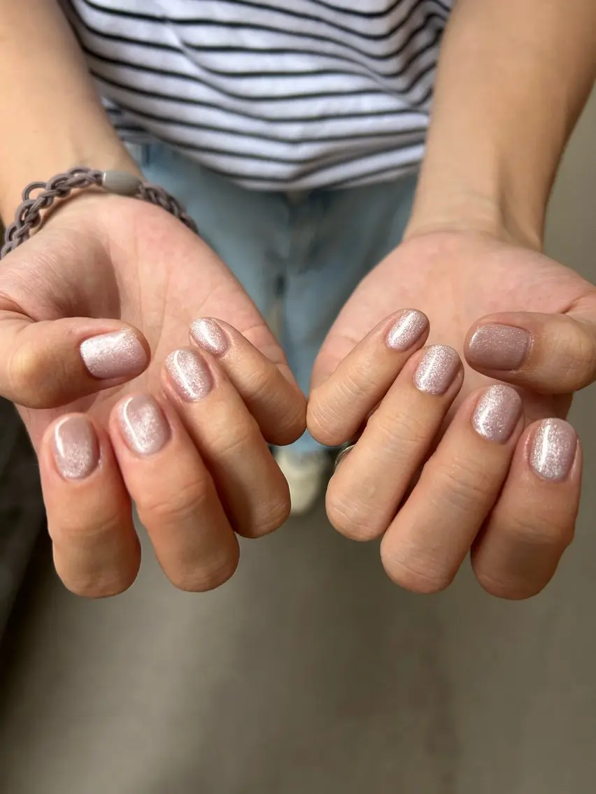 ネイル マグネットネイル ピンク ピンクベージュ ハンドネイル 自宅サロン♡ Mamiのネイルデザイン