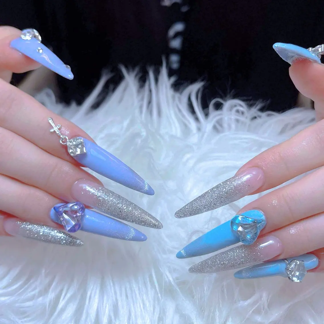 ネイル チークネイル 長さ出し フレンチネイル ジェルネイル ガラスフレンチ ハンドネイル anh nail anne🤍のネイルデザイン
