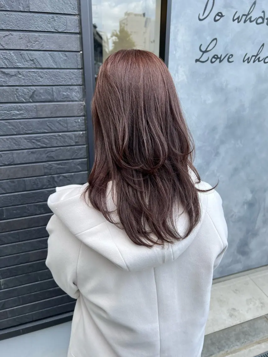 セミロング カラー 黒阪 なみのヘアスタイル