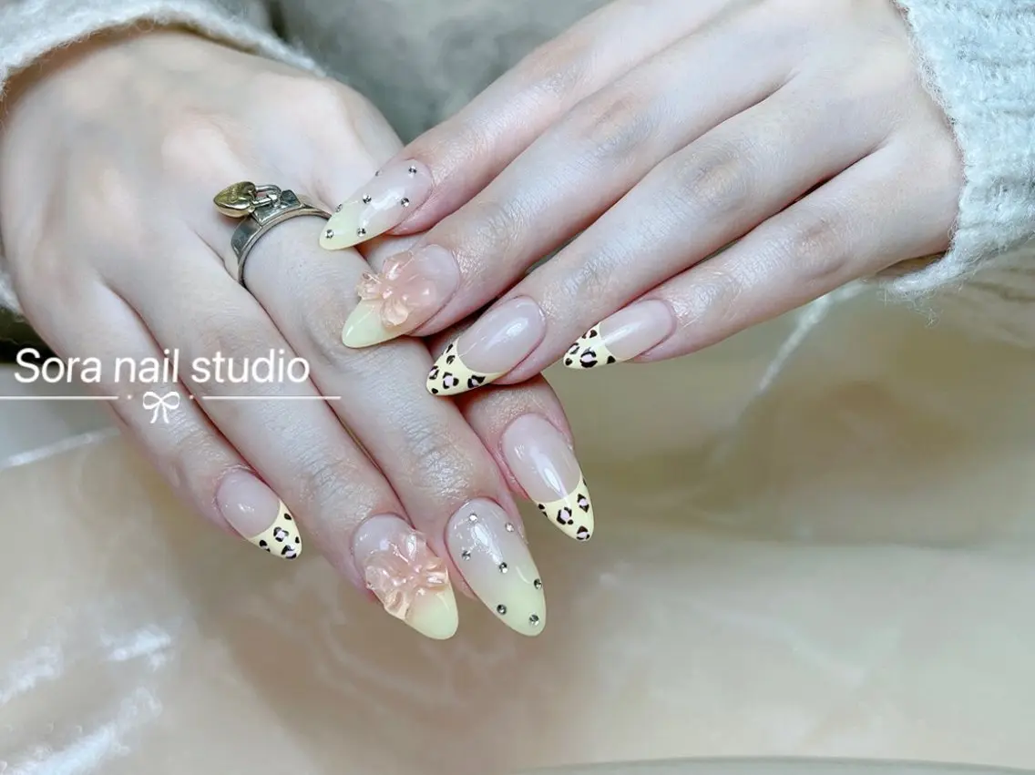 ネイル オーロラネイル ボルドー ブラウン 氷ネイル・うるうるネイル キラキラネイル ハンドネイル Sora  Nail 長さ出し専門店のネイルデザイン