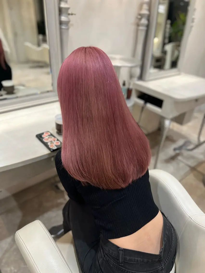 ロング カラー 菅沼 花琳のヘアスタイル