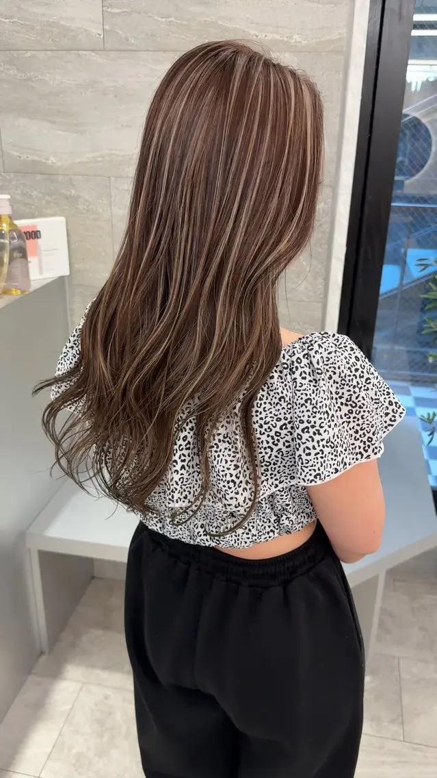 ロング 外国人風カラー ハイライト ヘアカラー 🥥海外風ハイライト MIYU🤎のヘアスタイル