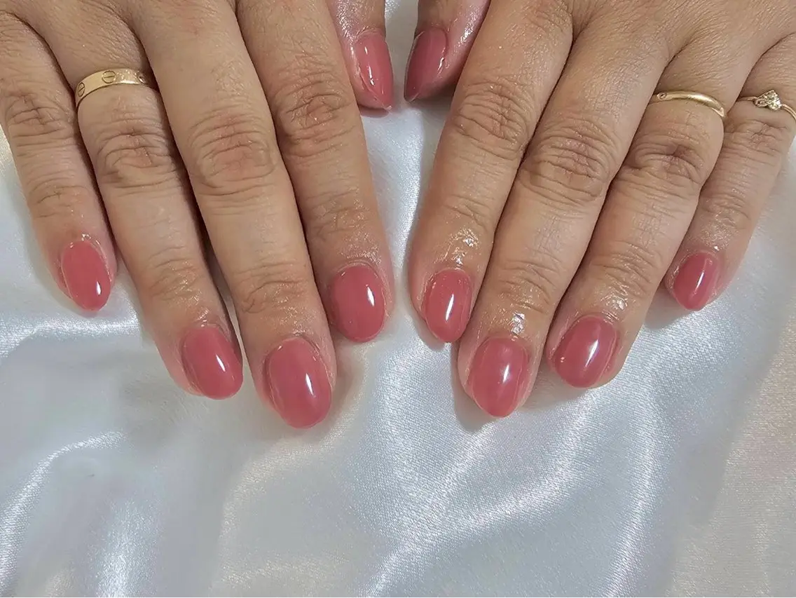 ネイル オーロラネイル フットネイル フレンチネイル ジェルネイル マグネットネイル ハンドネイル mogunail &blowのネイルデザイン