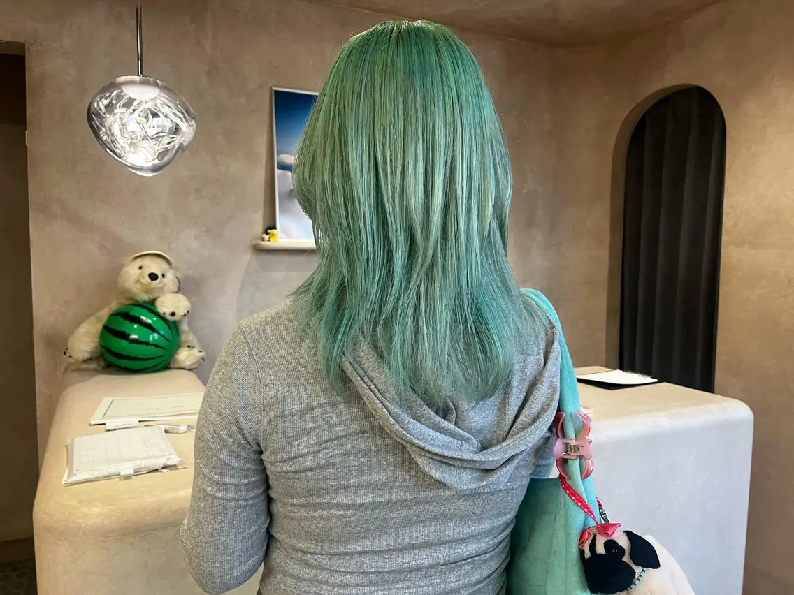 セミロング カラー ハイトーンカラー ハッシュカット ヘアカラー Bërg mimi ‎ ౨ৎ⋆のヘアスタイル