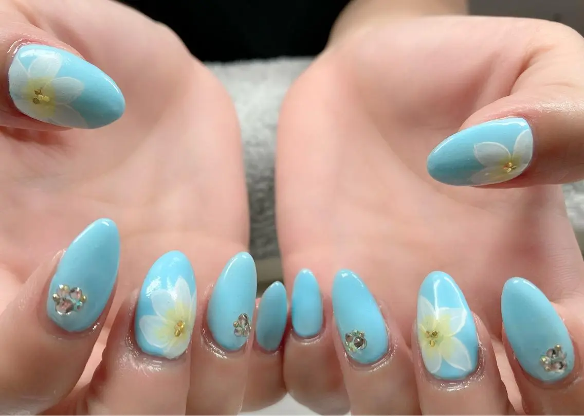 ネイル ニュアンスネイル🌈 MYU Nailsのネイルデザイン