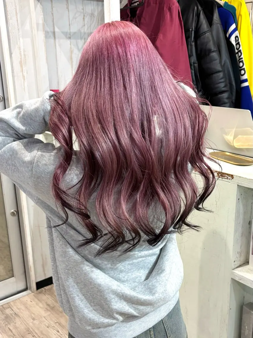 ロング カラー ブリーチ 桑原 由理のヘアスタイル