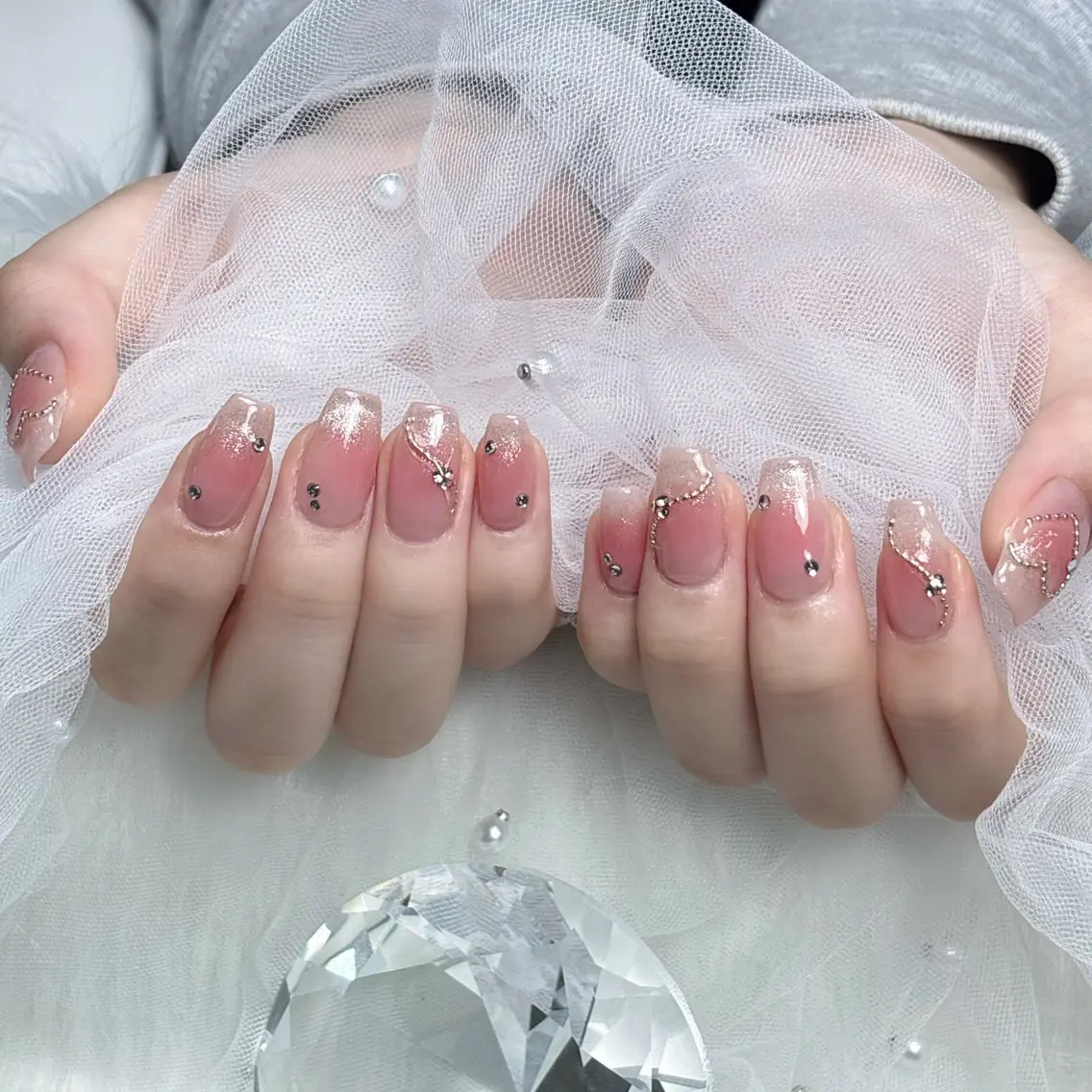 ネイル 長さ出し キラキラネイル 韓国ネイル ロングネイル 夏ネイル ハンドネイル Sully Nail  Labのネイルデザイン