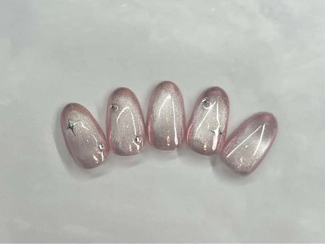 ネイル feminine nailのネイルデザイン