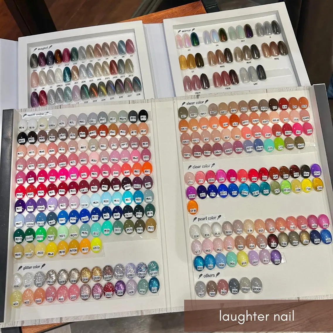 ネイル アートネイル クリアネイル ジェルネイル キラキラネイル ラメ(グリッター) ハンドネイル laughter nailのネイルデザイン