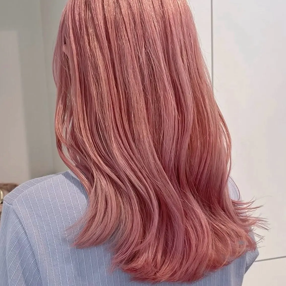 ロング カラー 透明感カラー ピンクカラー レイヤーカット カット ヘアカラー トリートメント ブリーチ/レイヤー 艶カラー💫チャンのヘアスタイル