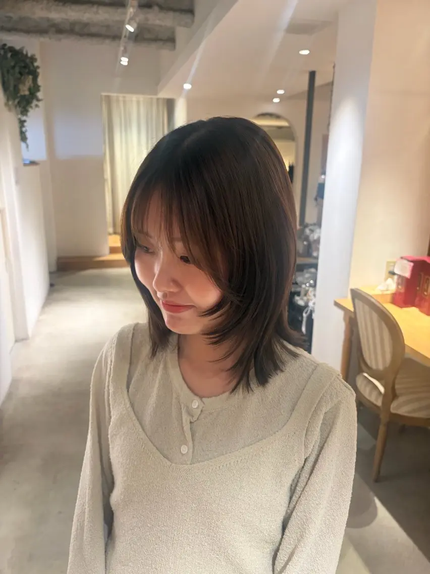 ミディアム 顔周りカット 笹野 日麻莉のヘアスタイル