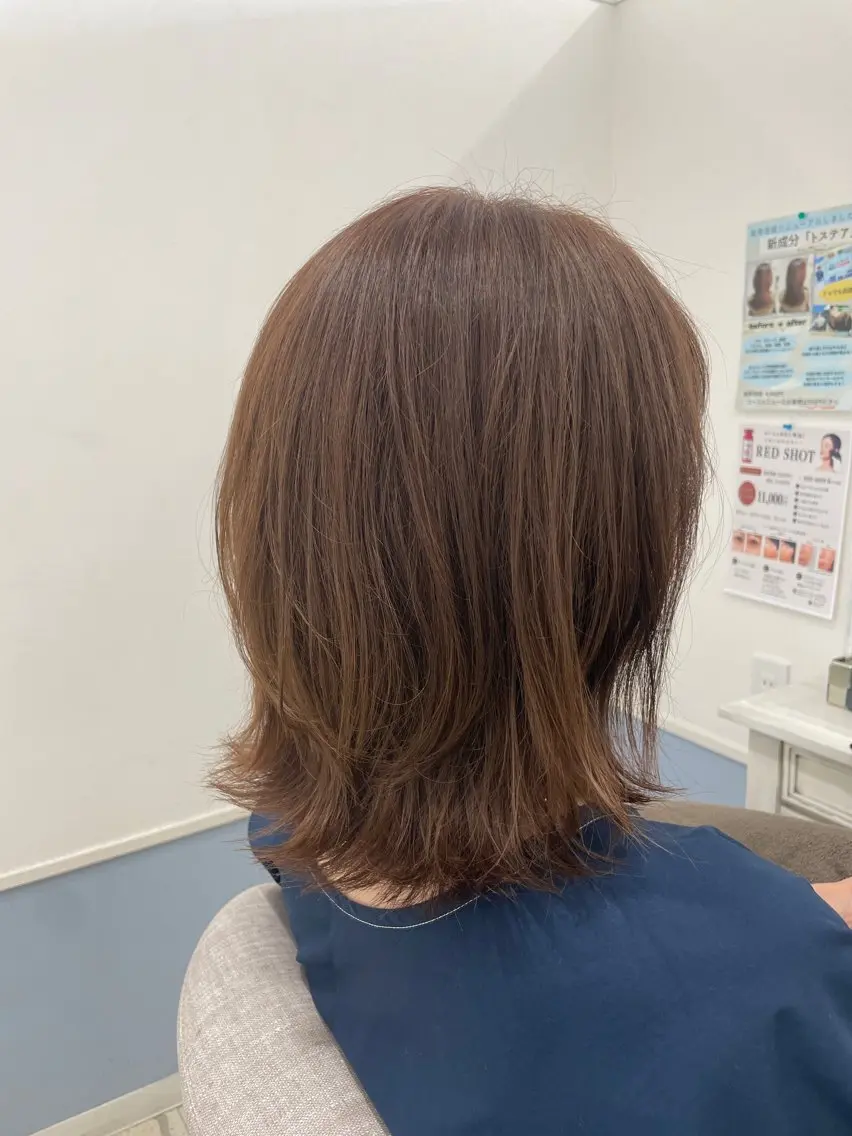 ミディアム カラー やない ともみのヘアスタイル