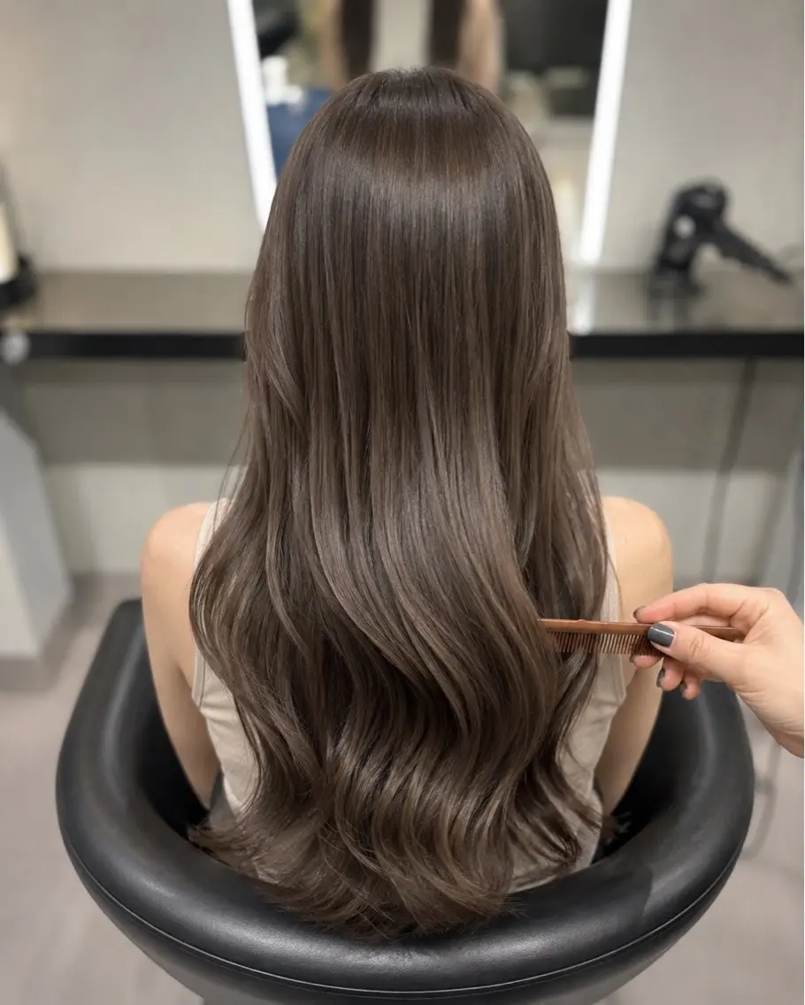 ミディアム カラー ブラウンカラー トリートメント 🌈ウルトワ水素 髪質改善naru🌈のヘアスタイル