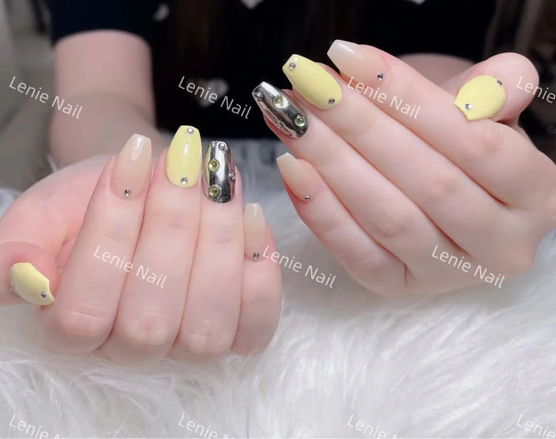 ネイル アートネイル 韓国ネイル 持ち込み ワンホンネイル ハンドネイル Lenie Nail Salonのネイルデザイン
